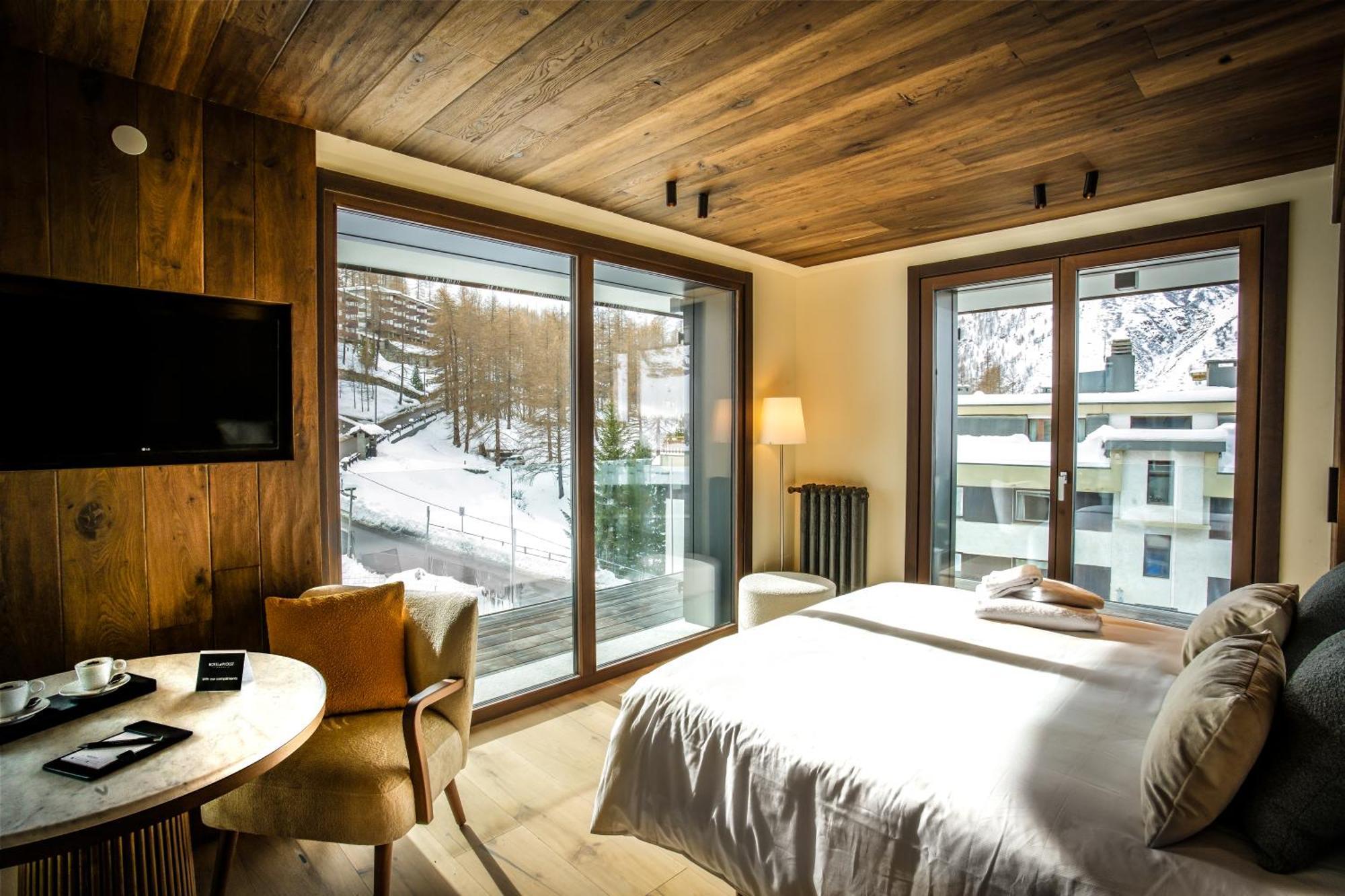 Hotel Al Piolet Breuil-Cervinia Exterior foto