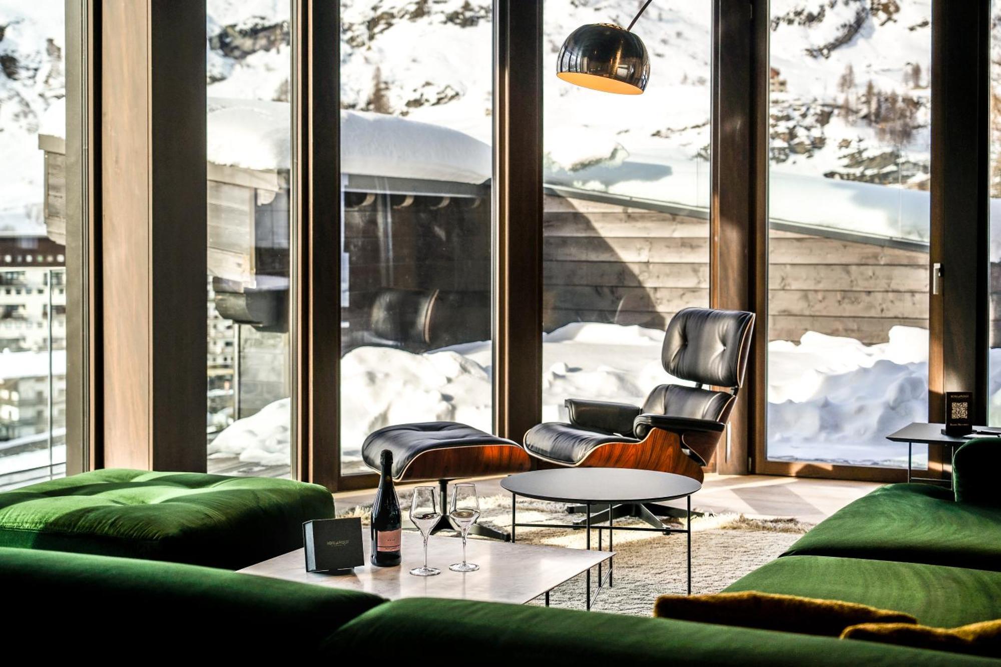 Hotel Al Piolet Breuil-Cervinia Exterior foto
